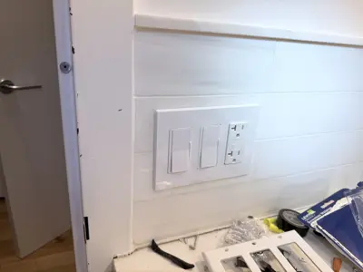 Light switch installation and wiring