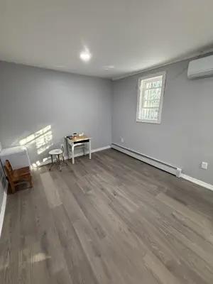 Laminate flooring installation in a NYC home