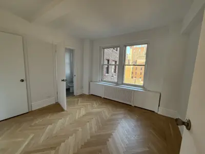 Laminate flooring installation in a NYC home